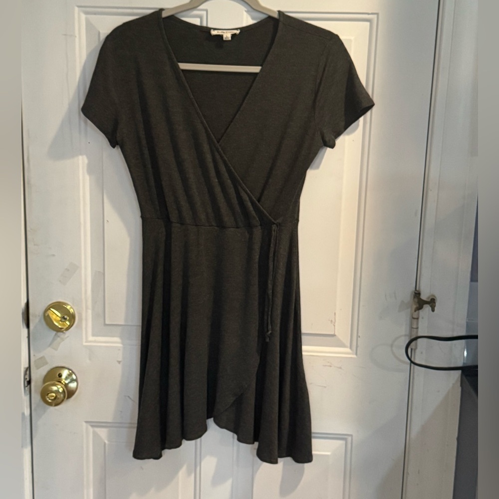 Rolla Coster Gray Wrap-Style Dress - Size Large